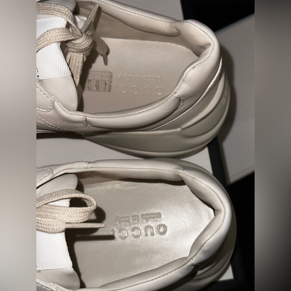 Gucci Apollo Sneakers Color: Mystic White Size: Gucci 11.5 which equates to 12.5 - Picture 5 of 8